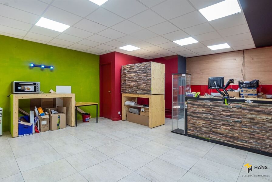 Winkelruimte te koop in WILRIJK