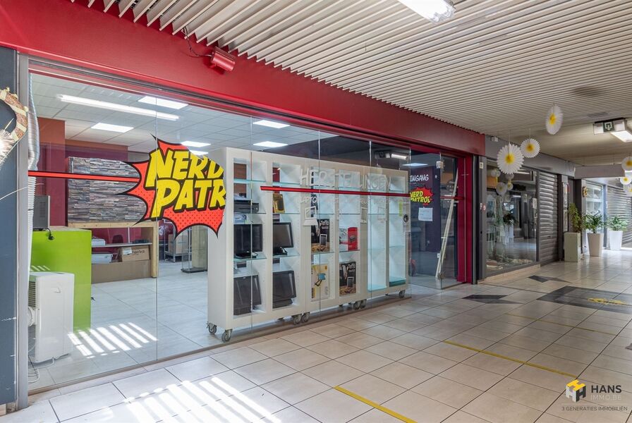 Winkelruimte te koop in WILRIJK