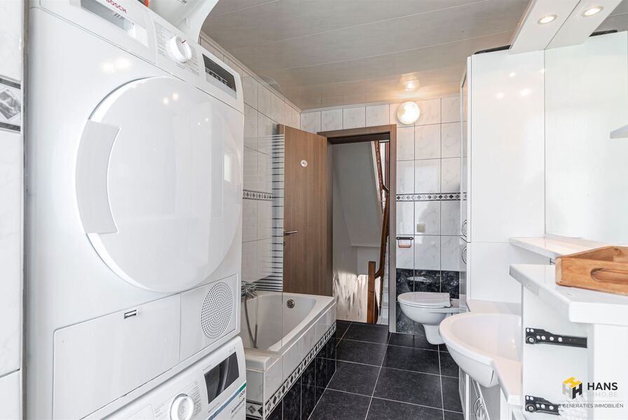 Woning te koop in BERCHEM