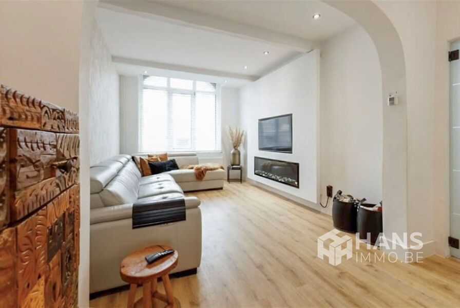 Woning te koop in DEURNE