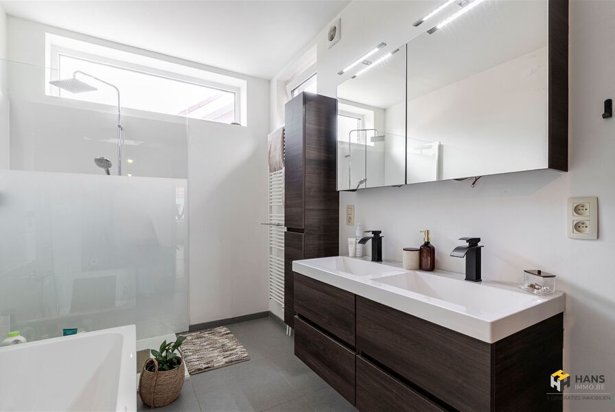 Woning te koop in EKEREN