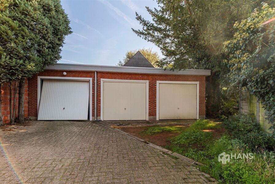 Woning te koop in HOEVENEN
