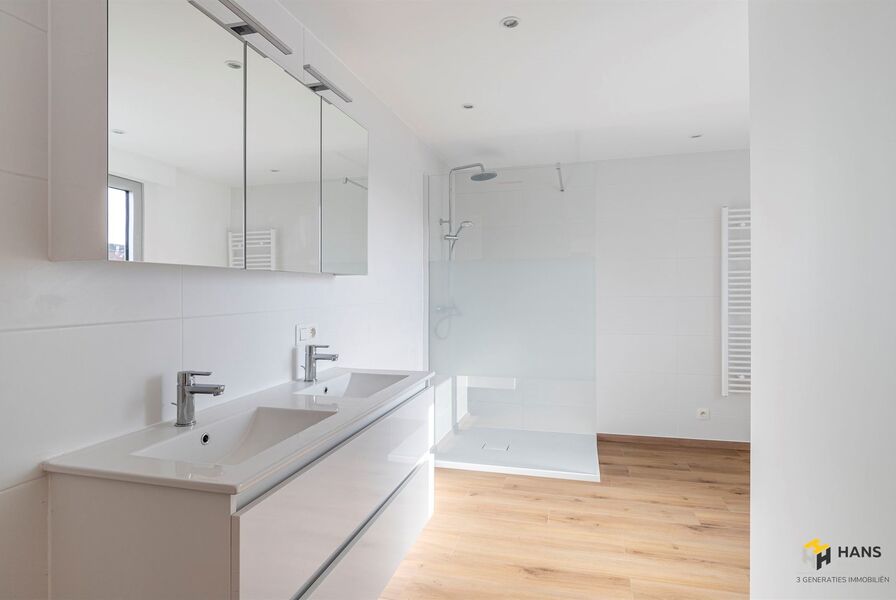 Woning te koop in KAPELLEN