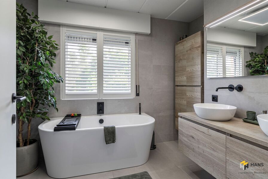 Woning te koop in KAPELLEN