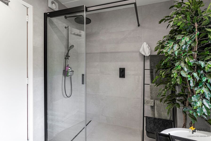 Woning te koop in KAPELLEN