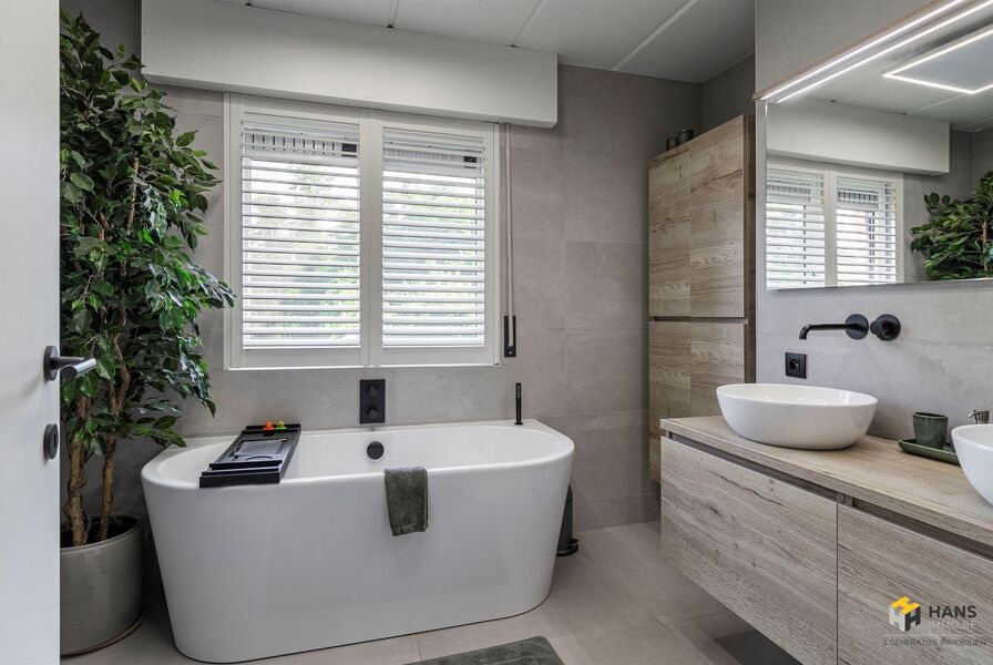 Woning te koop in KAPELLEN