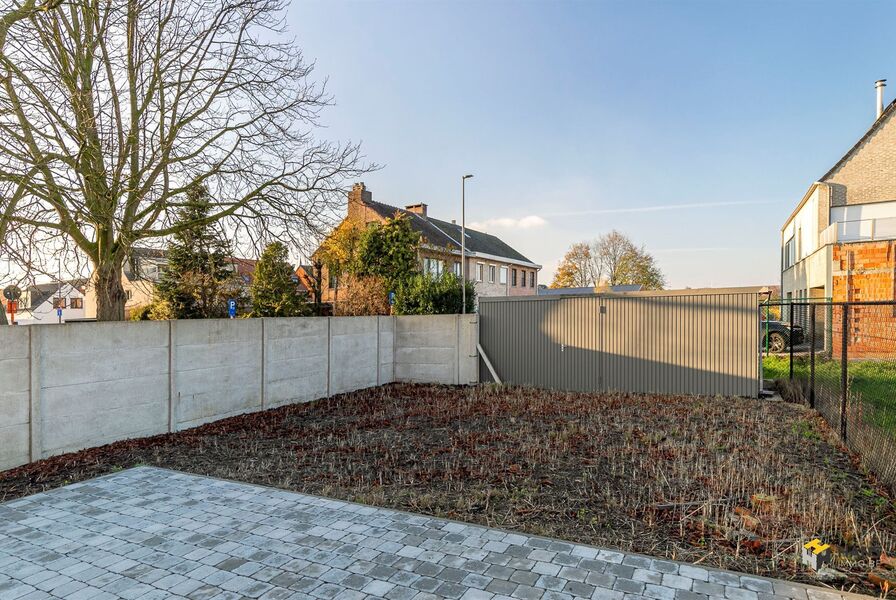 Woning te koop in STABROEK