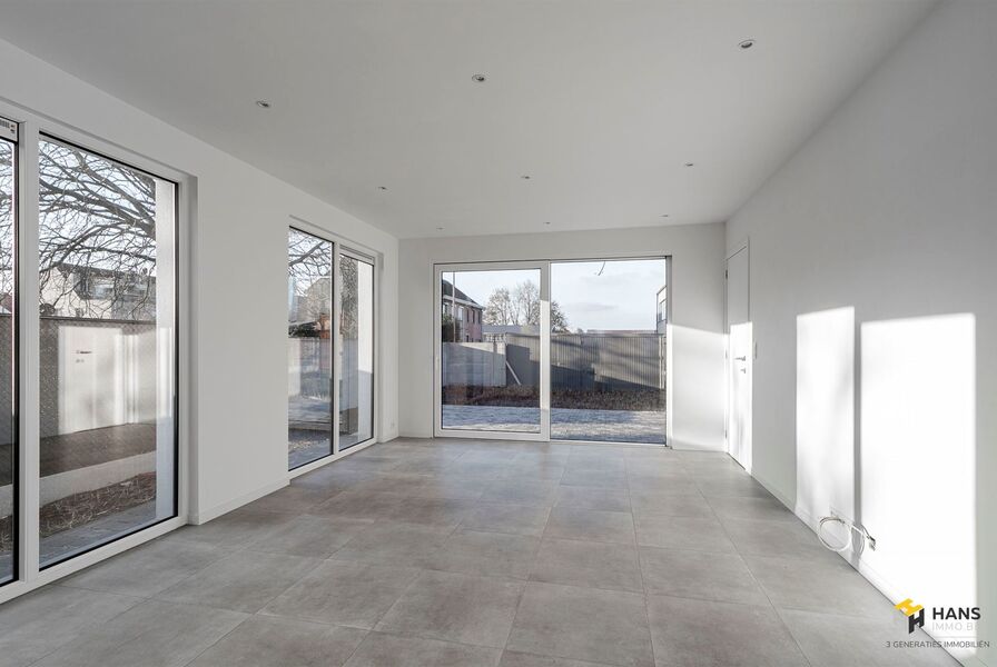 Woning te koop in STABROEK