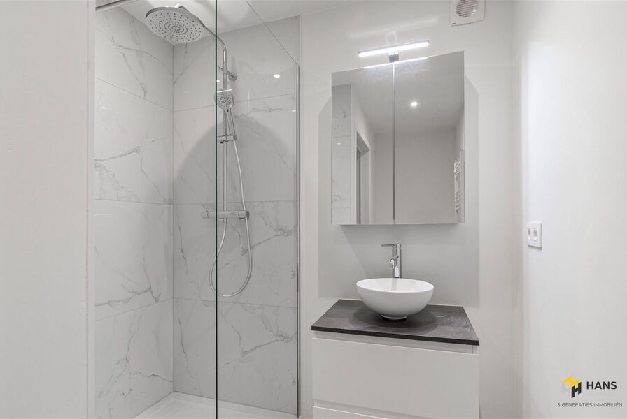 Woning te koop in STABROEK