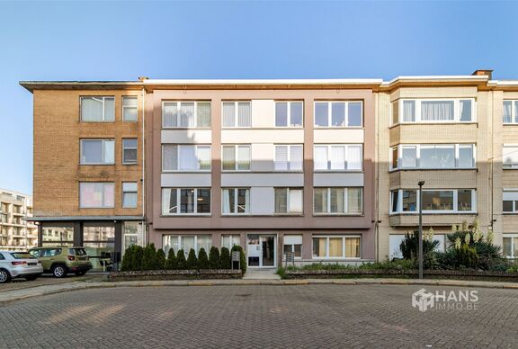 Appartement te koop in DEURNE
