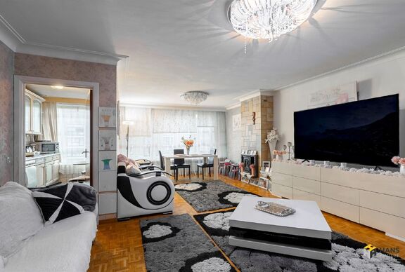 Appartement te koop in DEURNE