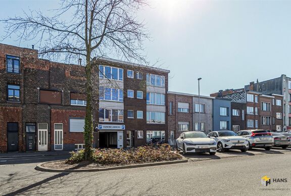 Appartement te koop in DEURNE