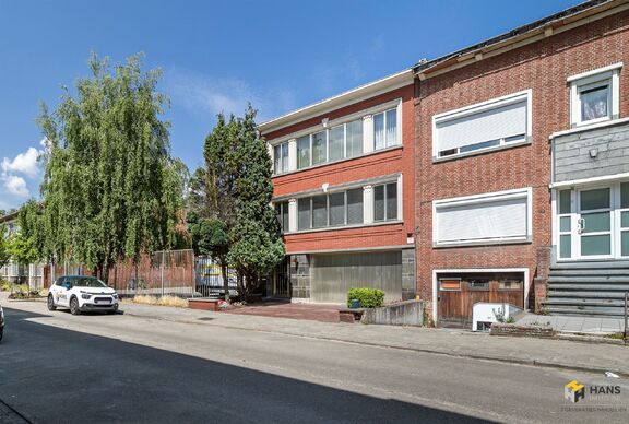 Appartement te koop in DEURNE