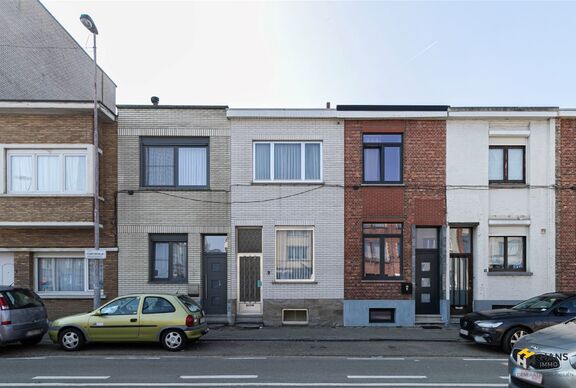 Eengezins woning te koop in DEURNE