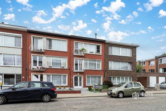Gelijkvloers te koop in DEURNE