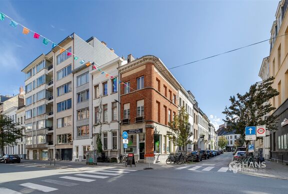 Opbrengsteigendom te koop in ANTWERPEN