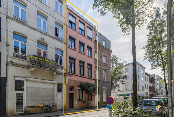 Opbrengsteigendom te koop in ANTWERPEN