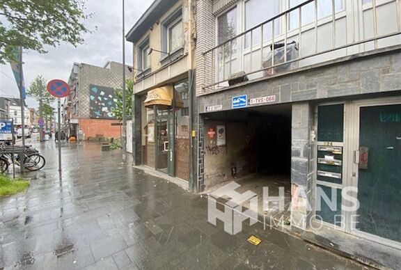 Parking / Garagebox te koop in DEURNE